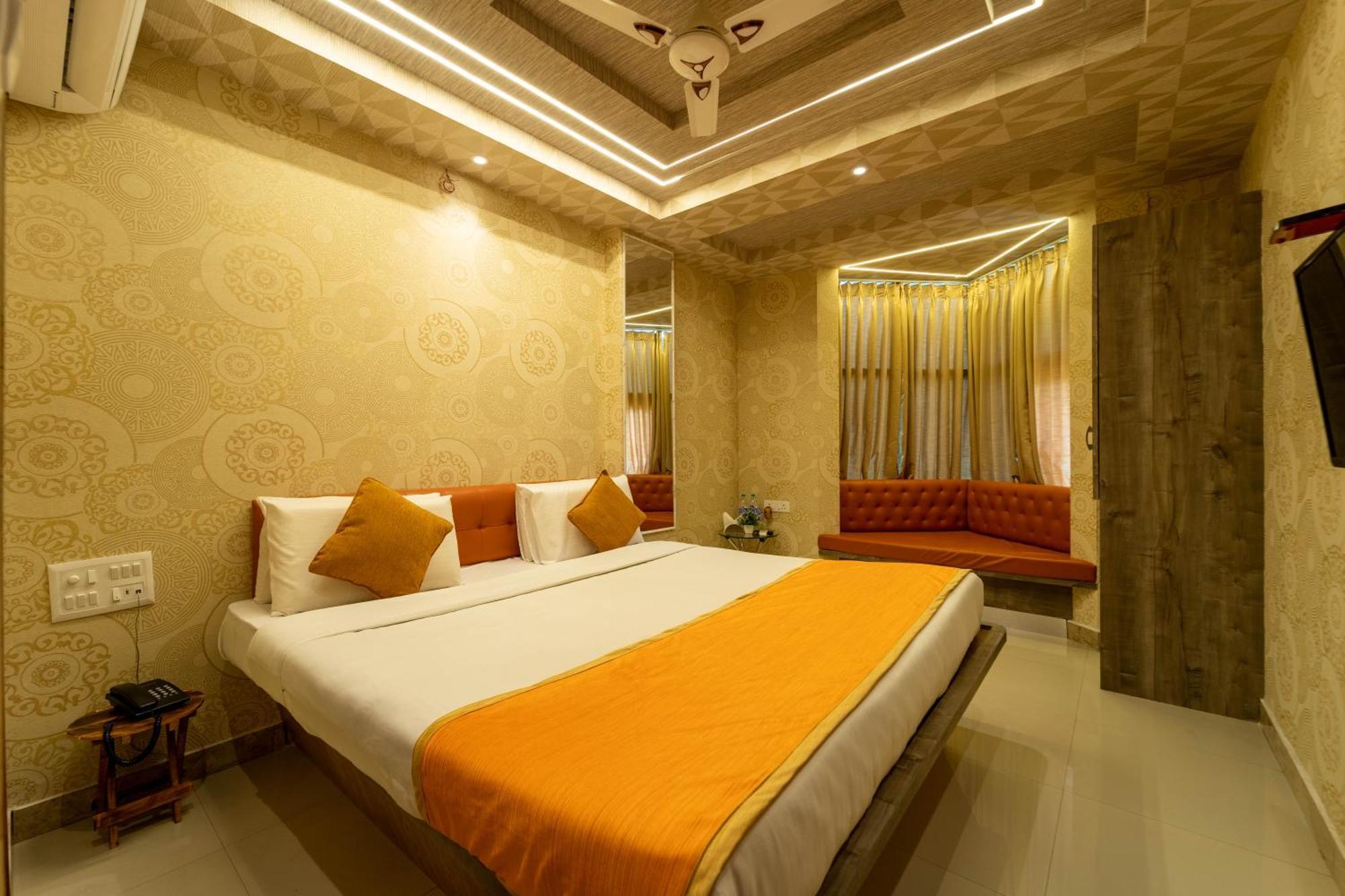 Seasons Suites Bangalore Exterior foto