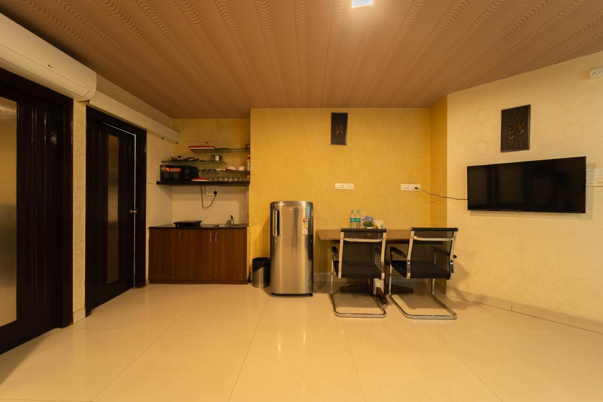 Seasons Suites Bangalore Exterior foto